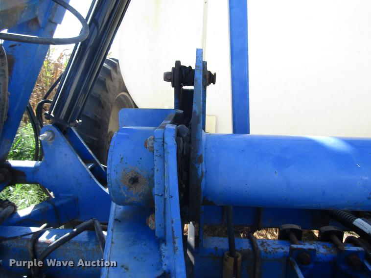 image for item DD6432 2003 DMI Nutri-Placr 2800 applicator bar