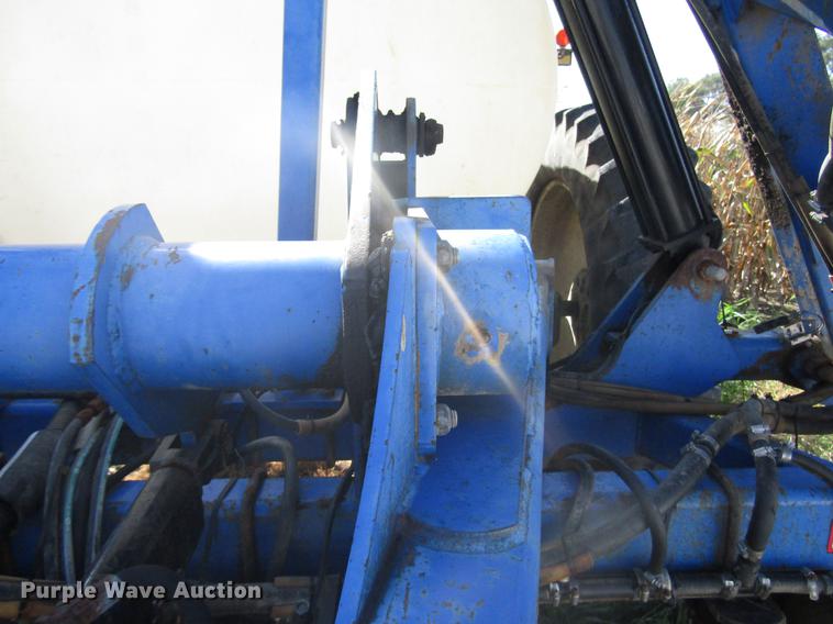 image for item DD6432 2003 DMI Nutri-Placr 2800 applicator bar