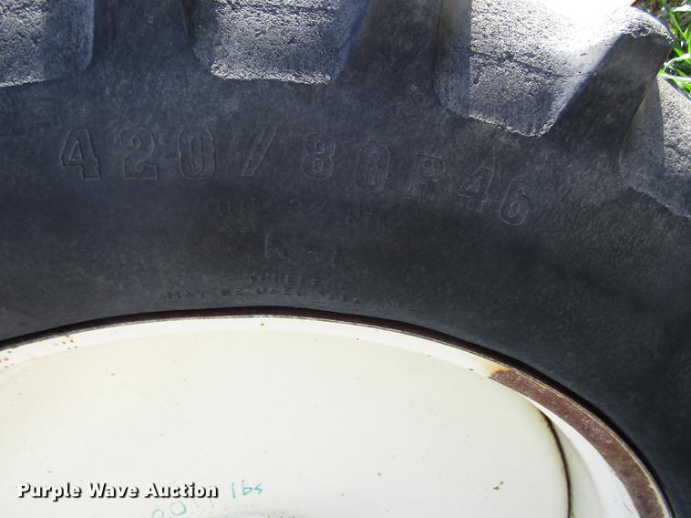 image for item DD6432 2003 DMI Nutri-Placr 2800 applicator bar