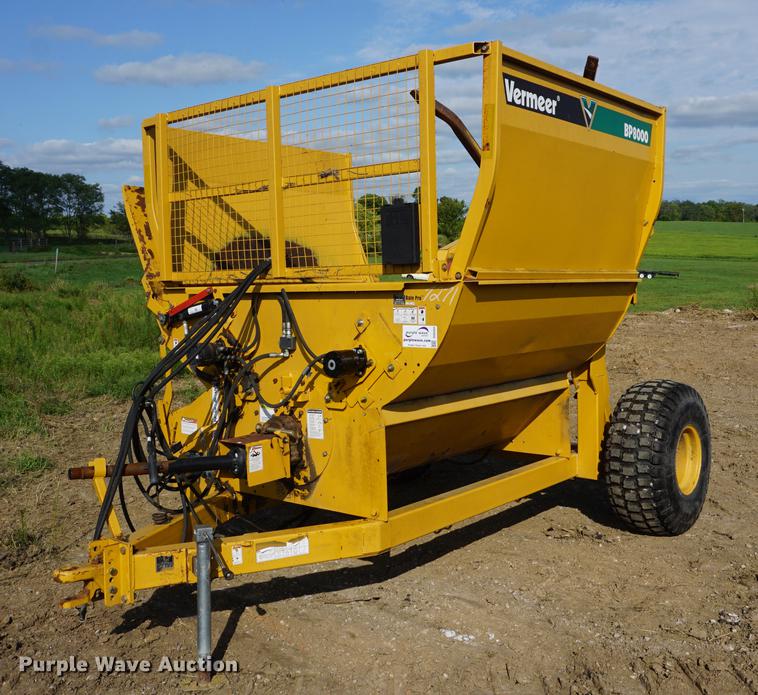 image for item DD6455 2012 Vermeer BP8000 bale processor