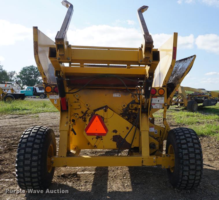 image for item DD6455 2012 Vermeer BP8000 bale processor