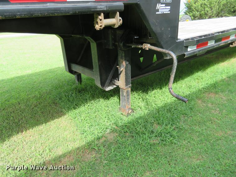 image for item DE6389 2015 Maurer equipment trailer