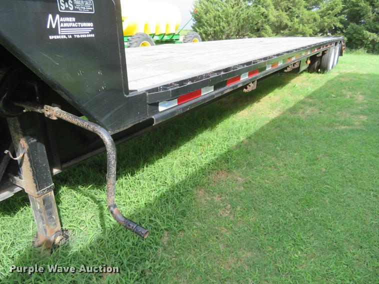 image for item DE6389 2015 Maurer equipment trailer
