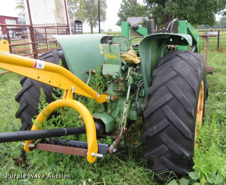 image for item DE6391 1974 John Deere 2030 tractor