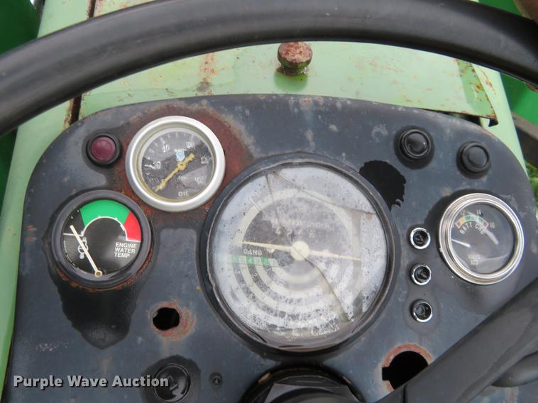 image for item DE6391 1974 John Deere 2030 tractor