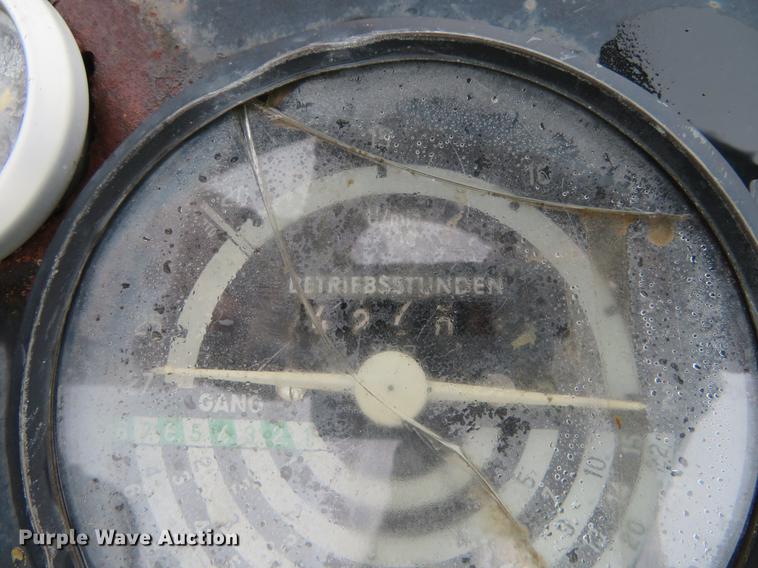 image for item DE6391 1974 John Deere 2030 tractor