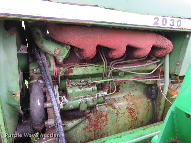 image for item DE6391 1974 John Deere 2030 tractor