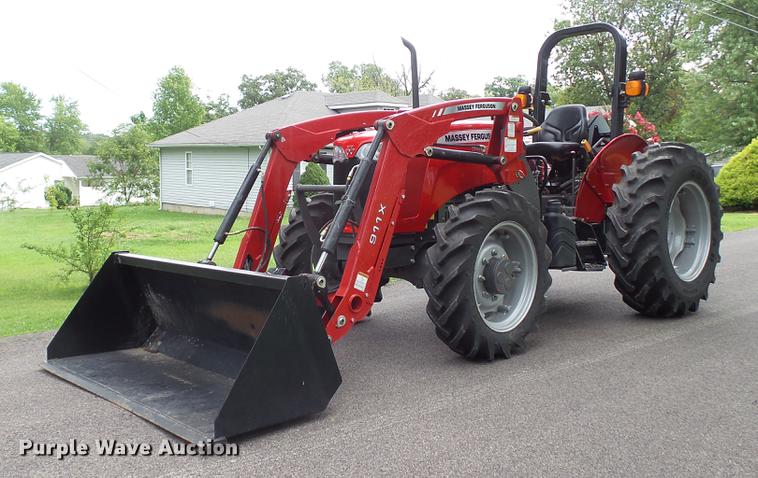 image for item DM9883 2017 Massey-Ferguson 2606H MFWD tractor