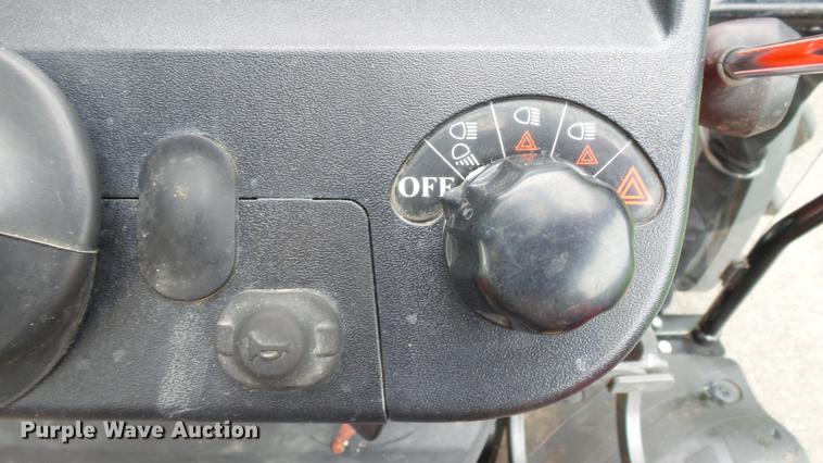 image for item DM9883 2017 Massey-Ferguson 2606H MFWD tractor