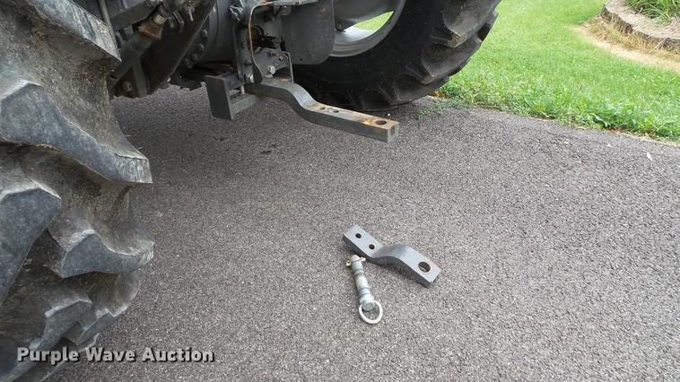 image for item DM9883 2017 Massey-Ferguson 2606H MFWD tractor