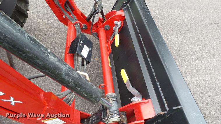 image for item DM9883 2017 Massey-Ferguson 2606H MFWD tractor