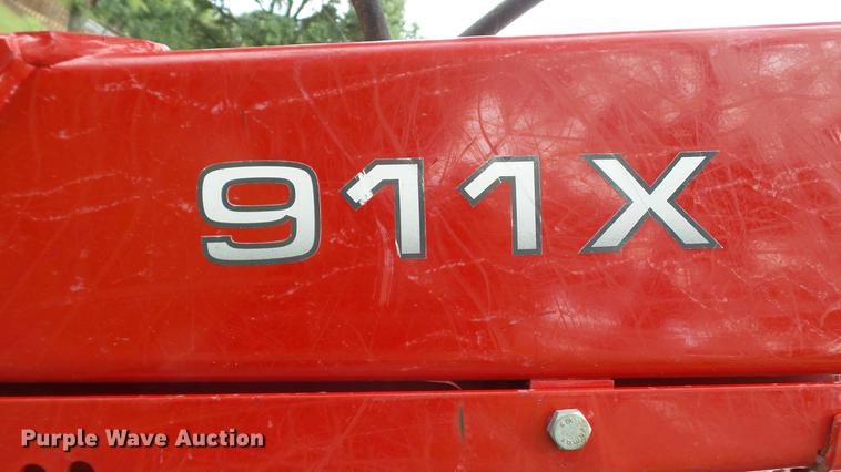 image for item DM9883 2017 Massey-Ferguson 2606H MFWD tractor