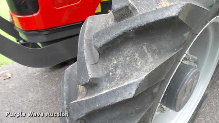 image for item DM9883 2017 Massey-Ferguson 2606H MFWD tractor