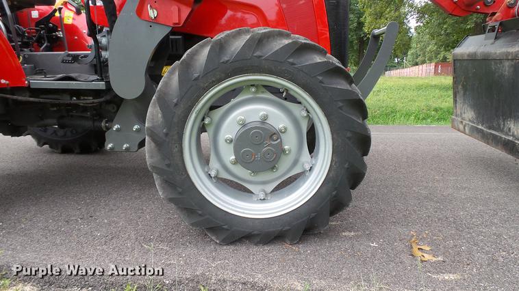 image for item DM9883 2017 Massey-Ferguson 2606H MFWD tractor