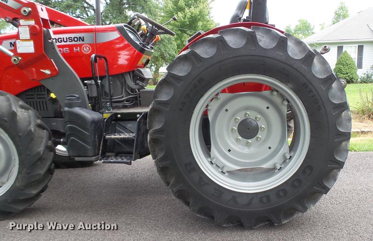 image for item DM9883 2017 Massey-Ferguson 2606H MFWD tractor