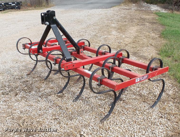 image for item DM9884 Taylor Pittsburgh Field General 233-FCV-72-D-RX field cultivator