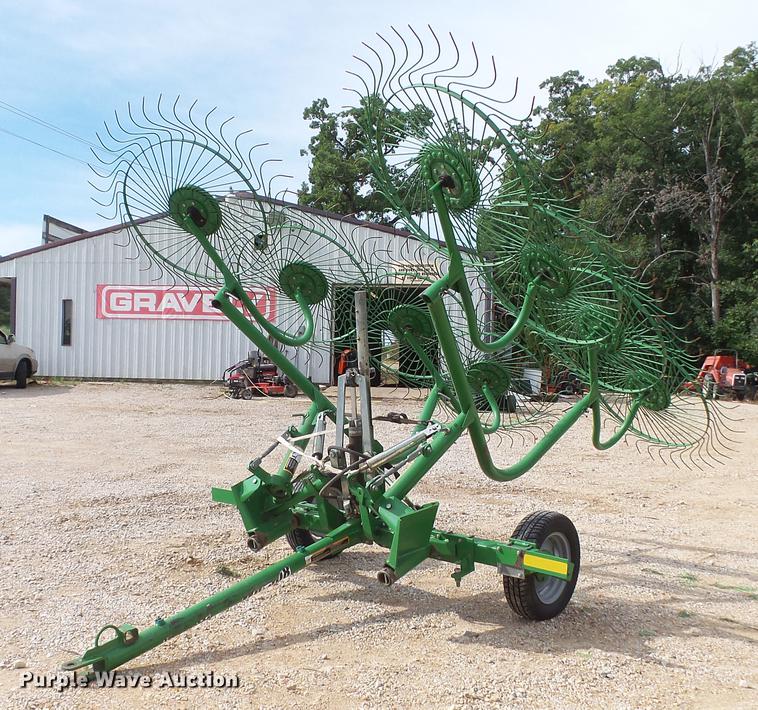 image for item DM9885 Frontier WR0008 wheel hay rake