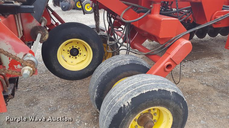 image for item EI9649 Sunflower 9433 grain drill