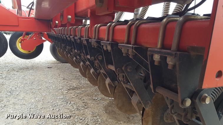 image for item EI9649 Sunflower 9433 grain drill