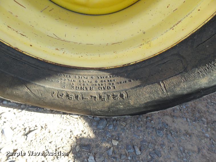 image for item EI9649 Sunflower 9433 grain drill