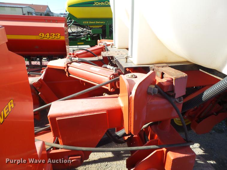 image for item EI9649 Sunflower 9433 grain drill