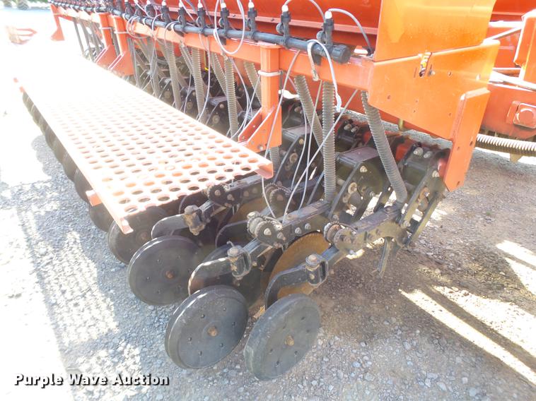 image for item EI9649 Sunflower 9433 grain drill