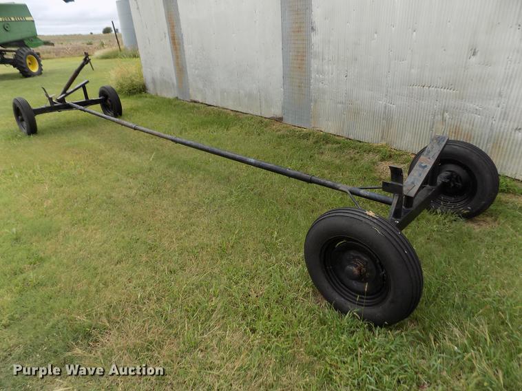 image for item ER9106 1985 John Deere 8820 Titan II combine