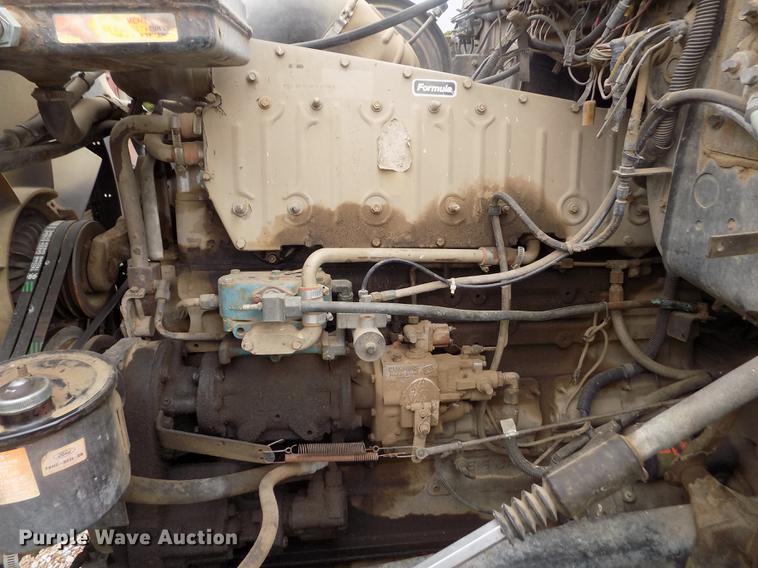 image for item ER9108 1989 Ford L9000 semi truck