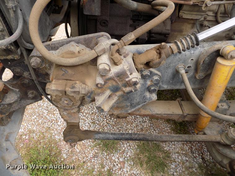 image for item ER9108 1989 Ford L9000 semi truck