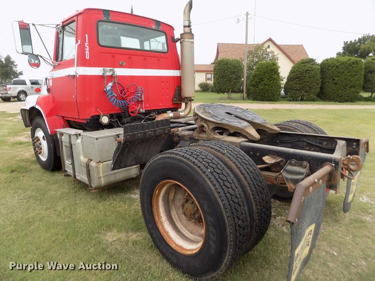 image for item ER9108 1989 Ford L9000 semi truck