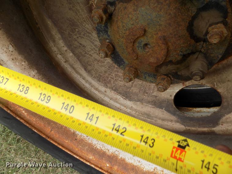 image for item ER9108 1989 Ford L9000 semi truck