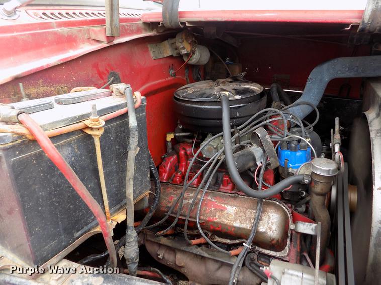 image for item ER9109 1968 International Loadstar 1700 grain truck