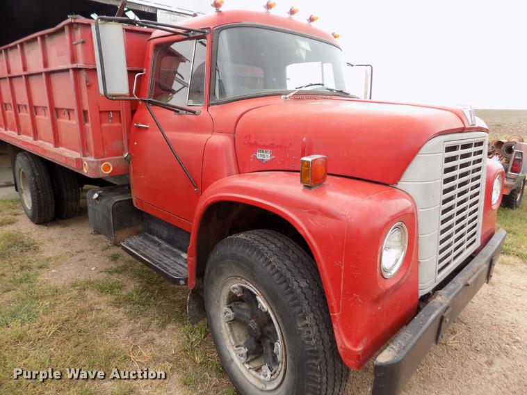 image for item ER9109 1968 International Loadstar 1700 grain truck
