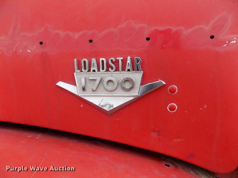image for item ER9109 1968 International Loadstar 1700 grain truck