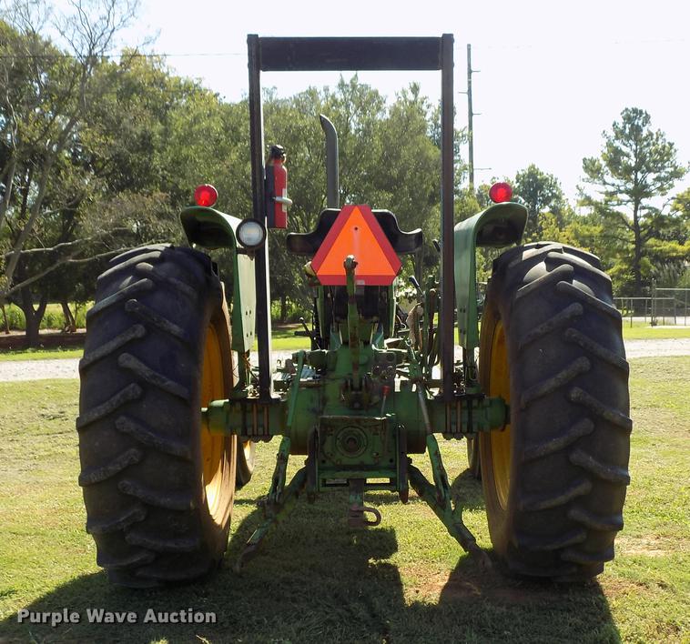 image for item FG9000 1989 John Deere 2755 tractor