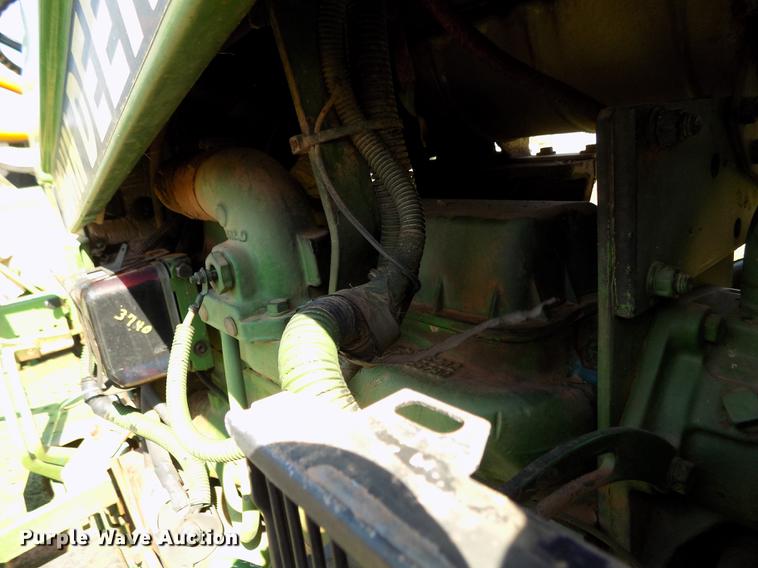 image for item FG9000 1989 John Deere 2755 tractor