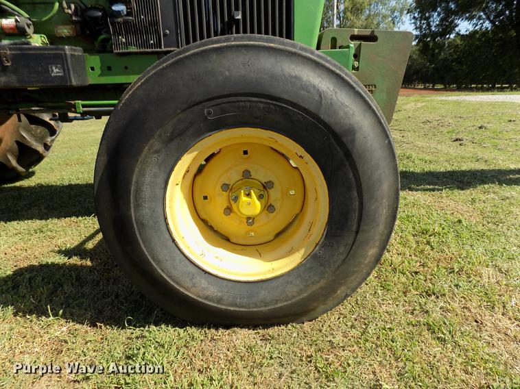 image for item FG9000 1989 John Deere 2755 tractor