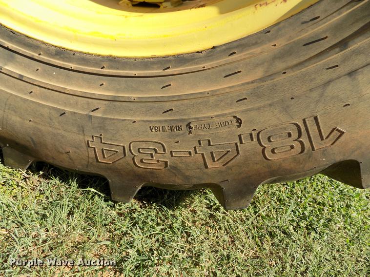 image for item FG9000 1989 John Deere 2755 tractor