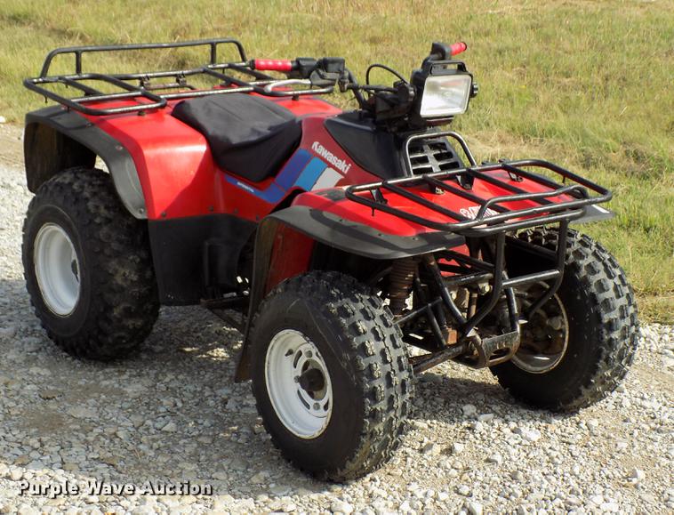 image for item FG9001 1988 Kawasaki Bayou ATV