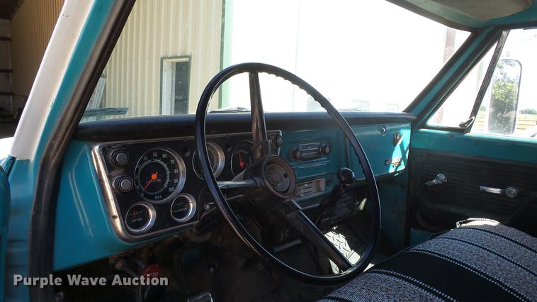 image for item FO9049 1972 Chevrolet C50 grain truck