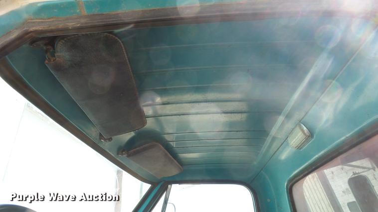 image for item FO9049 1972 Chevrolet C50 grain truck