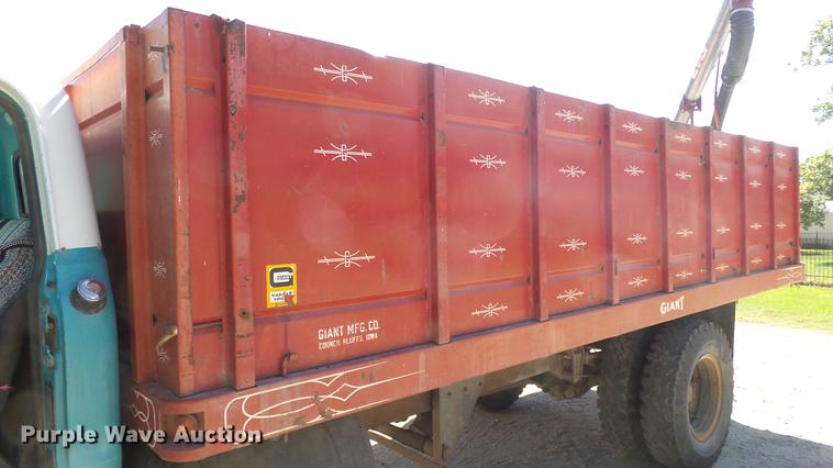 image for item FO9049 1972 Chevrolet C50 grain truck