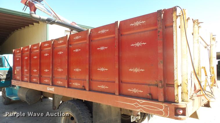 image for item FO9049 1972 Chevrolet C50 grain truck