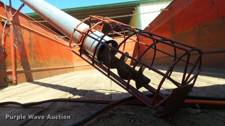 image for item FO9049 1972 Chevrolet C50 grain truck