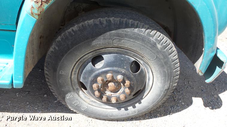 image for item FO9049 1972 Chevrolet C50 grain truck