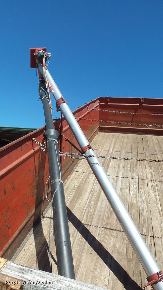 image for item FO9049 1972 Chevrolet C50 grain truck