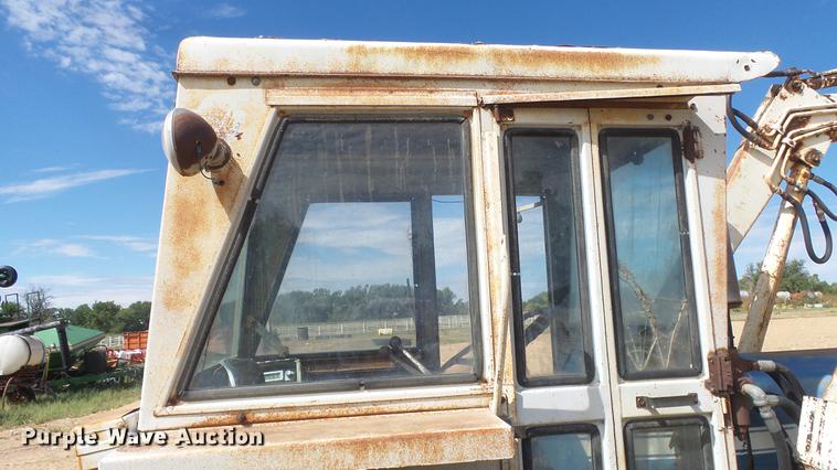 image for item FO9177 Ford 5000 tractor