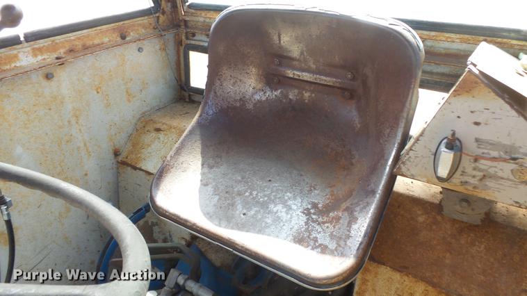 image for item FO9177 Ford 5000 tractor