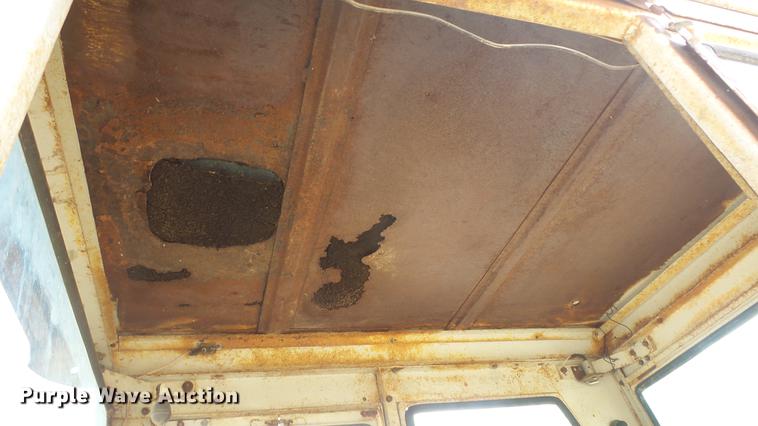 image for item FO9177 Ford 5000 tractor