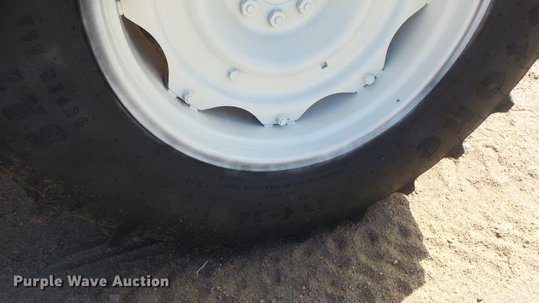 image for item FO9177 Ford 5000 tractor